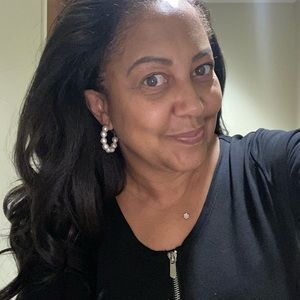 Meet your Posher, Renee